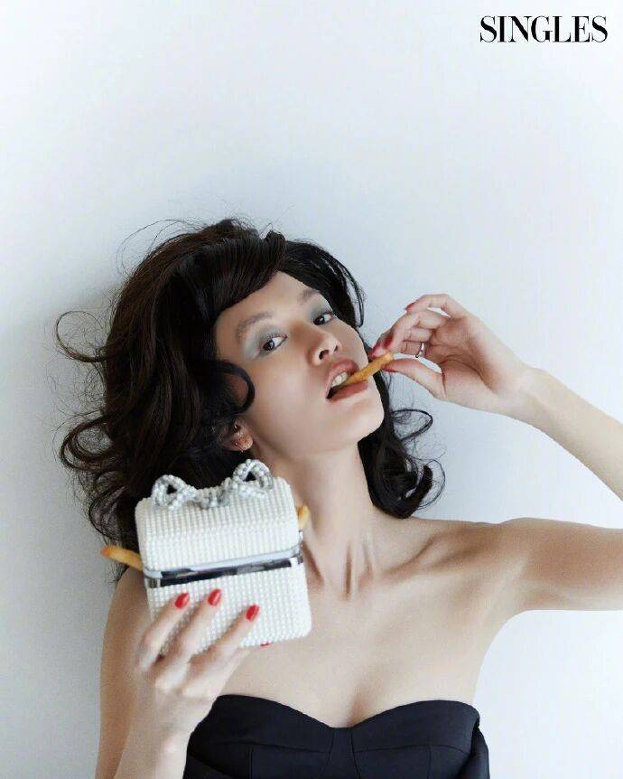 立花惠理的大片,把台前艳裹进幕后松-5 立花惠理的大片,把台前艳裹进幕后松