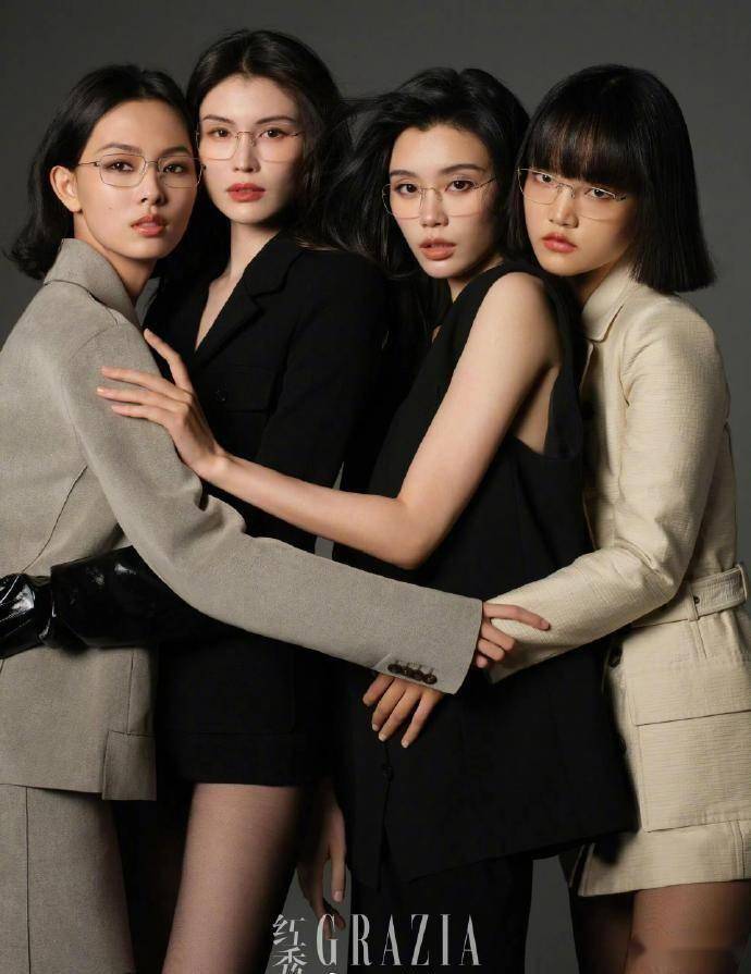 维密超模红秀封面大片,这身材真的不愧是超模-2 维密超模红秀封面大片,这身材真的不愧是超模