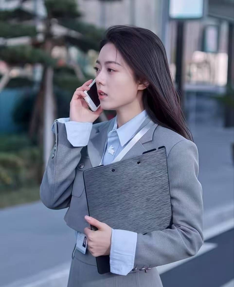 江浙沪富家女与企二代联姻如此甜，比撒糖戏码更有看头的是赵今麦的穿搭