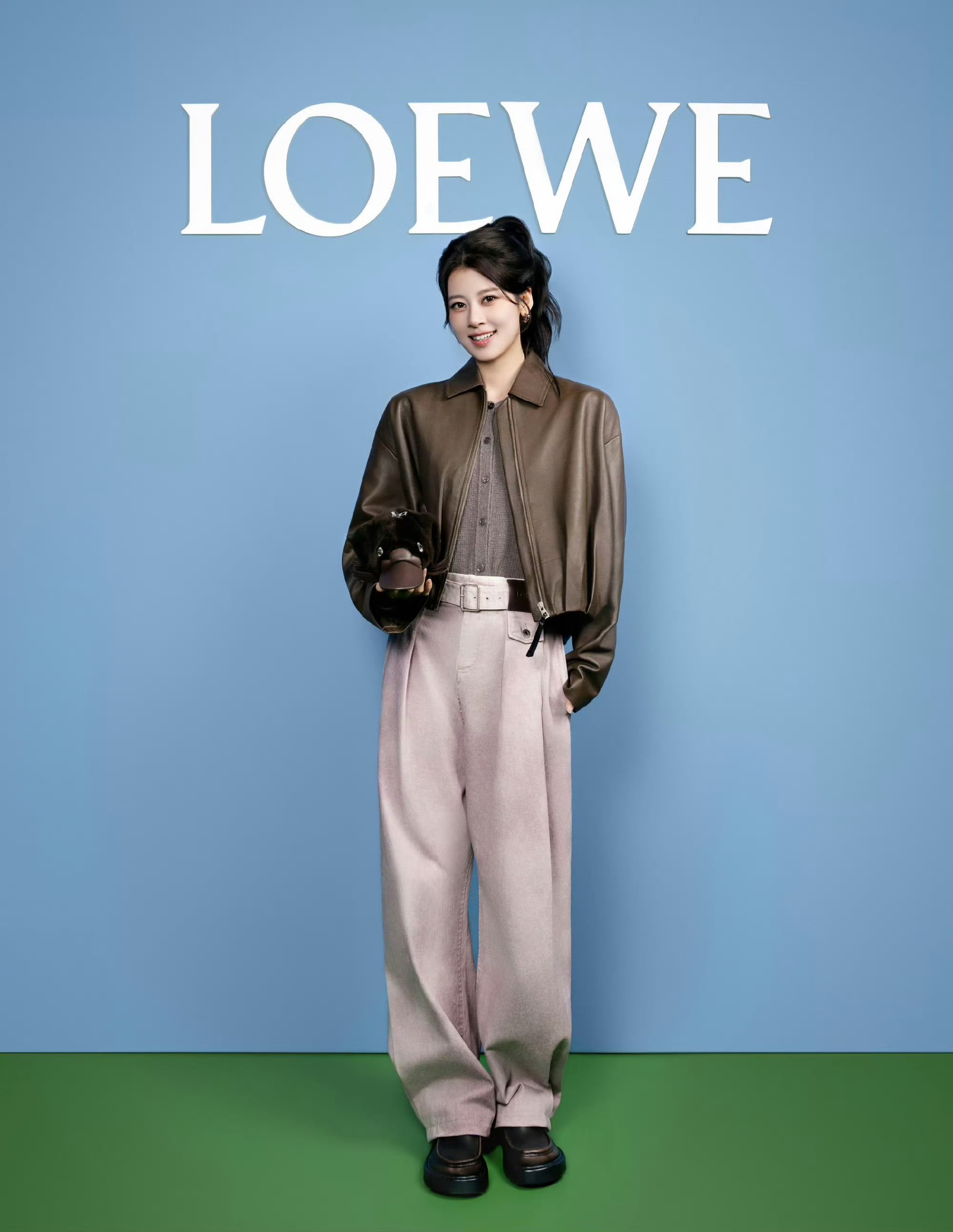 LOEWE“盏盏新年灯会”启幕之夜星光一览