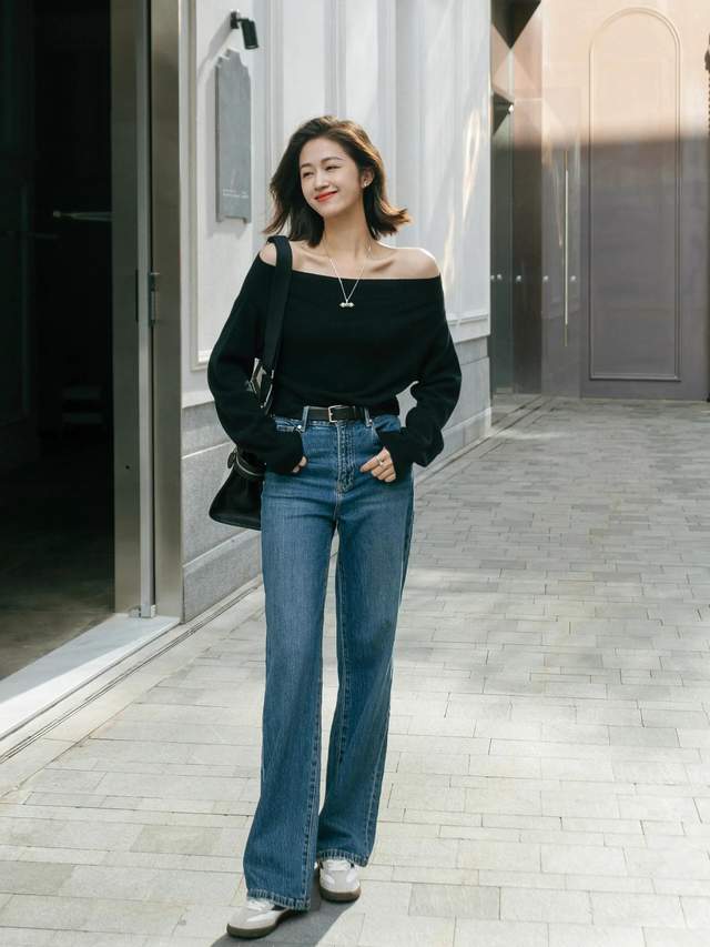 早春别乱穿！毛衣 + 阔腿裤才是王炸组合，简约时尚又显瘦