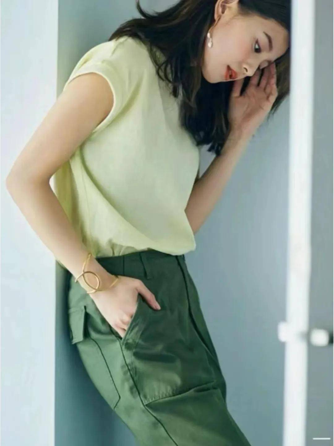 适合亚洲人的配色—早春穿搭，直接照抄就好