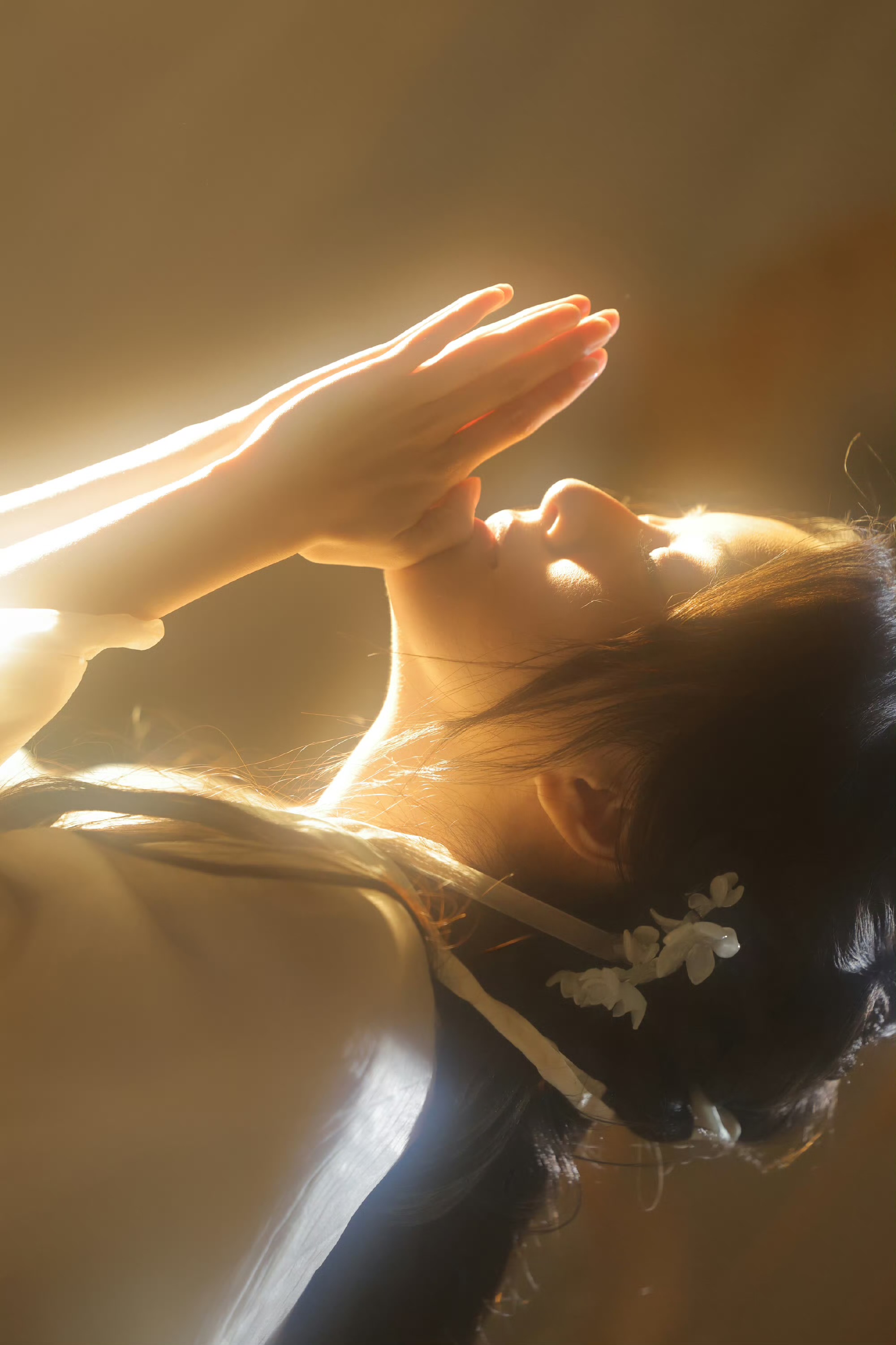 包上恩古风写真：白衣执剑，解锁清冷仙侠感