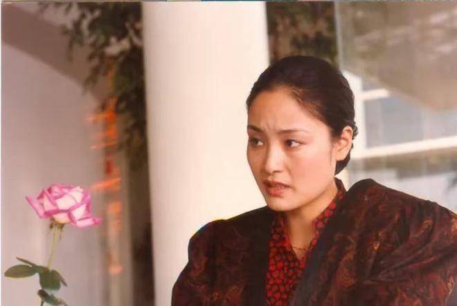 夫妻俩都是一级演员，演了半辈子戏没红，没想到他67岁终于火了