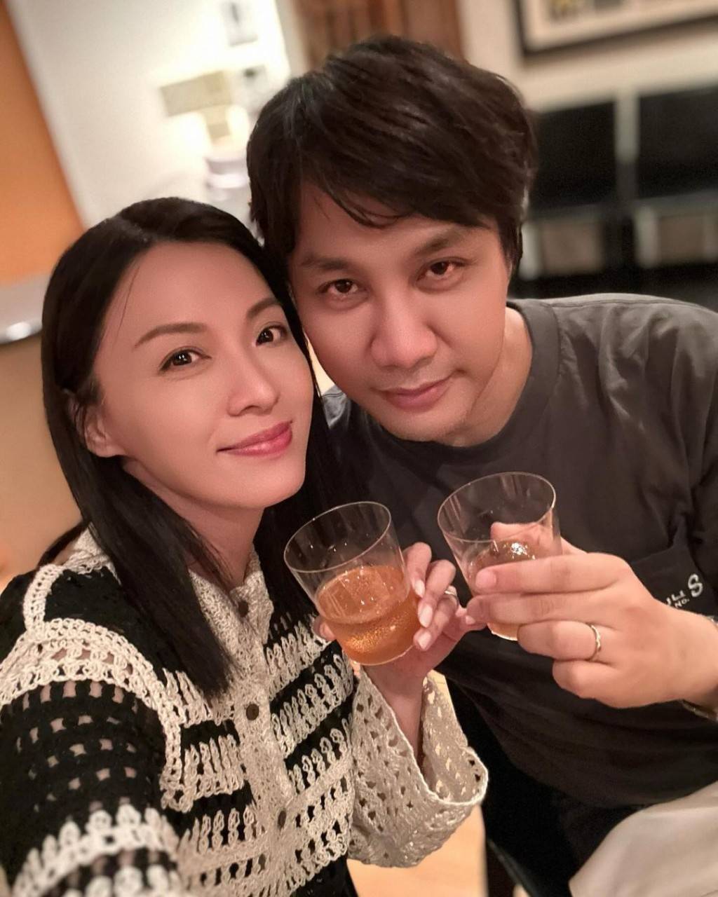 TVB花旦嫁富豪丈夫，千万购入半山豪宅，旺夫体质事业财运双丰收