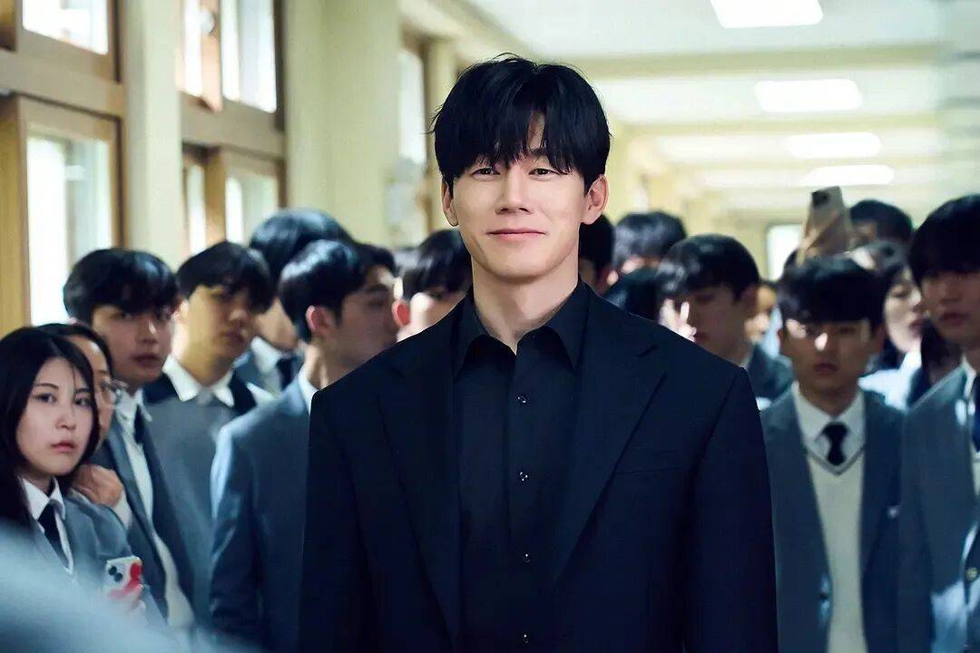 女老师被杀尺度大胆!Netflix韩剧《铁拳教育》爆火出圈-5 女老师被杀尺度大胆!Netflix韩剧《铁拳教育》爆火出圈