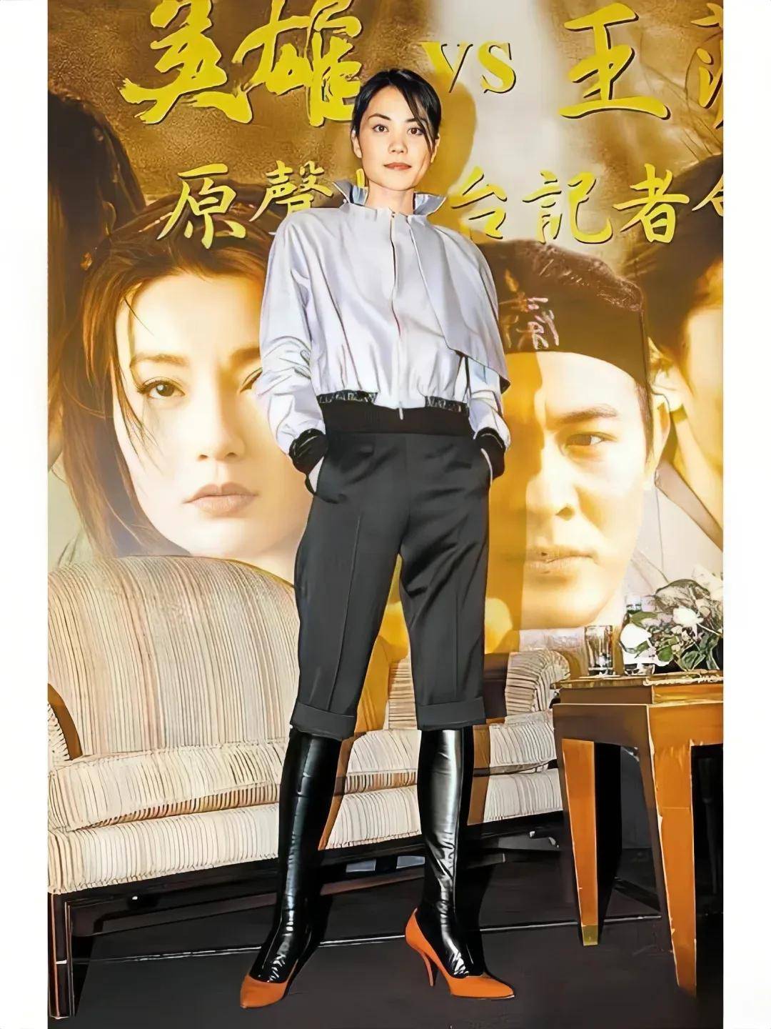 《歌手》舞台上的窦靖童,声音和造型都很孝顺妈咪王菲-10 《歌手》舞台上的窦靖童,声音和造型都很孝顺妈咪王菲