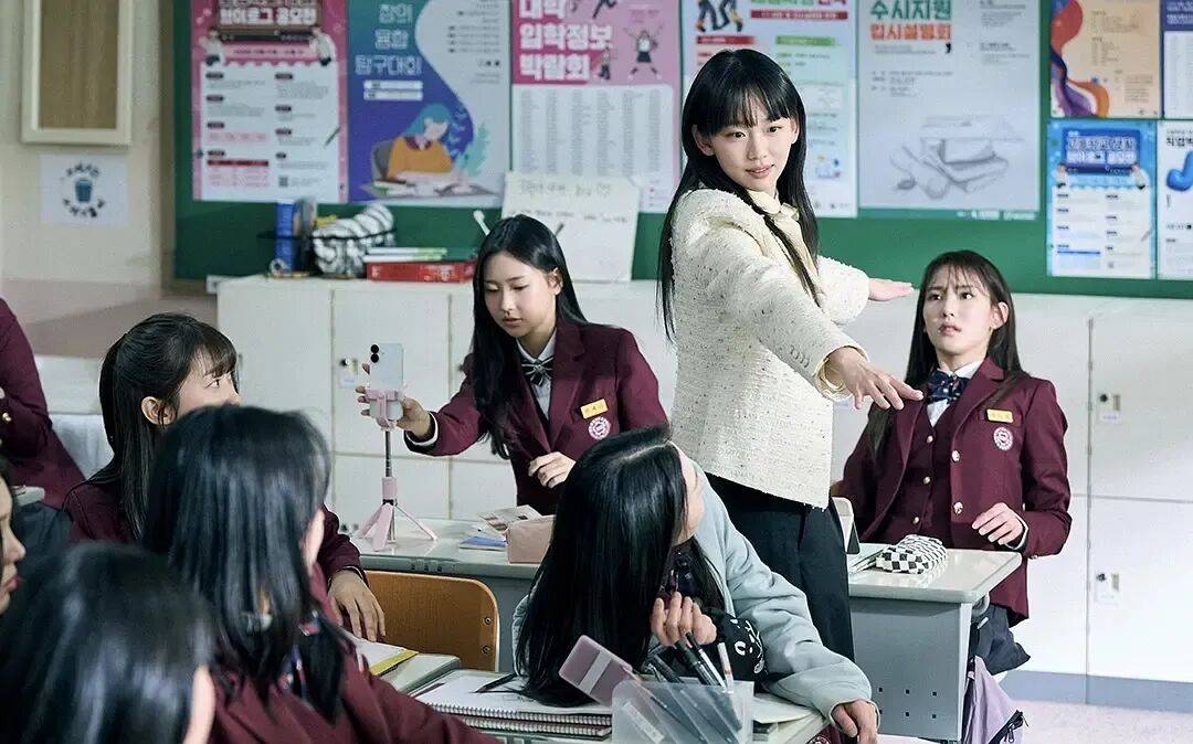 女老师被杀尺度大胆!Netflix韩剧《铁拳教育》爆火出圈-8 女老师被杀尺度大胆!Netflix韩剧《铁拳教育》爆火出圈