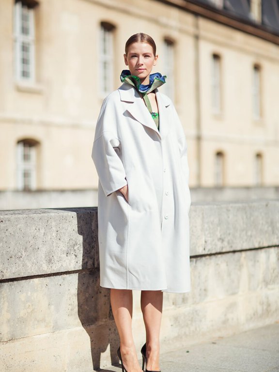 2013年11月欧美潮女街拍 再冷也要秀美腿