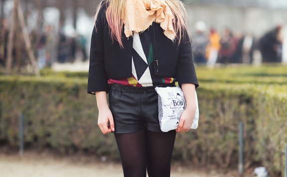 欧美时尚街拍 潮女都是围巾控