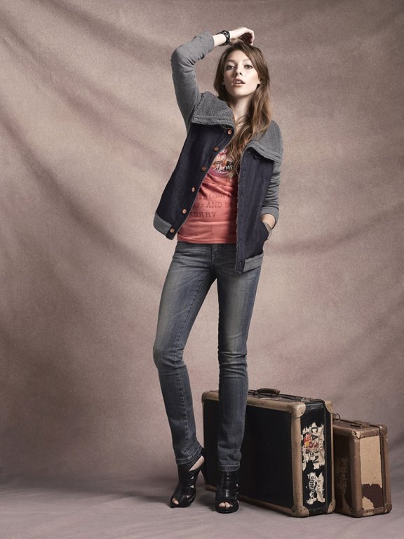 Wrangler 2013搭配手册 属于你的牛仔风格