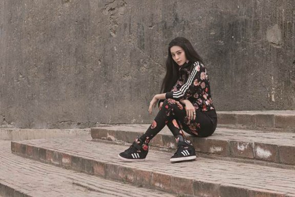 2014代言新动向 JJ林俊杰、阿Sa蔡卓妍加入adidas Originals代言行列