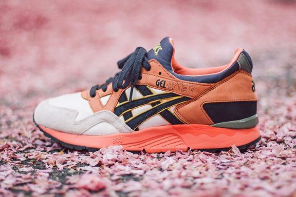 夏日鞋款 亚瑟士 UBIQ x ASICS Gel Lyte V「Midnight Bloom」联名鞋款