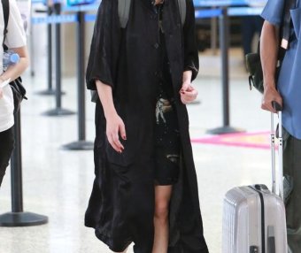 诗诗、杨幂、娜扎都出镜,华语明星街拍合辑