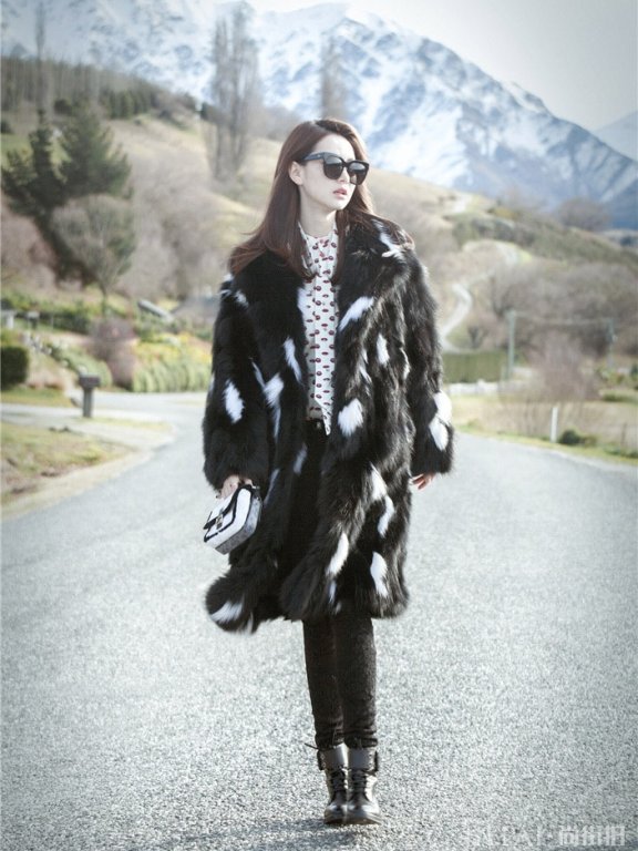 戚薇街拍 行走的氟利昂冷到新西兰