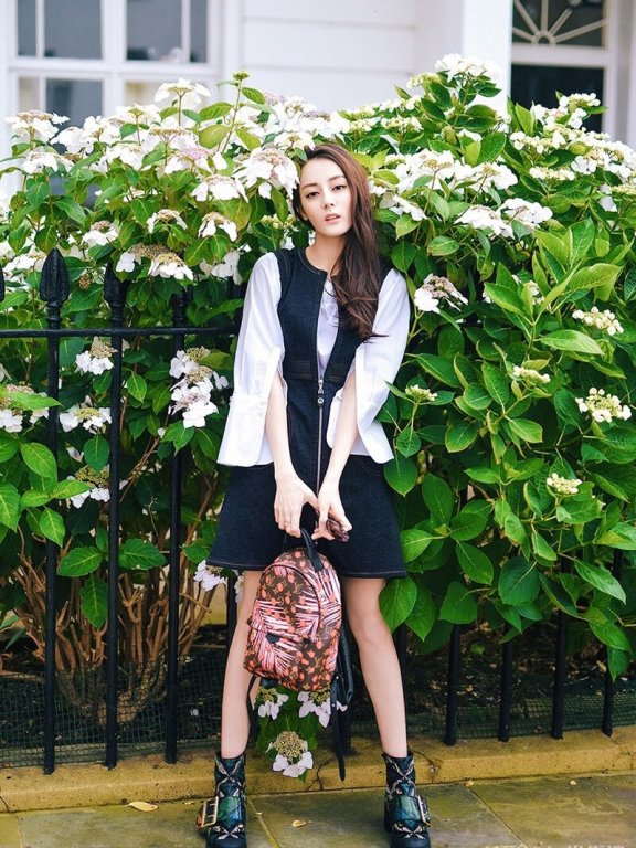 迪丽热巴 伦敦街拍美得心旷神怡