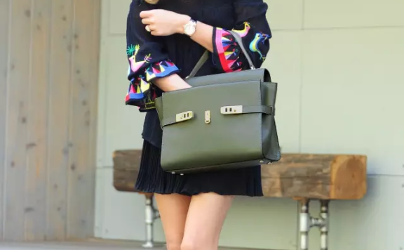 这才是今秋最流行的6款裙装,美爆了!