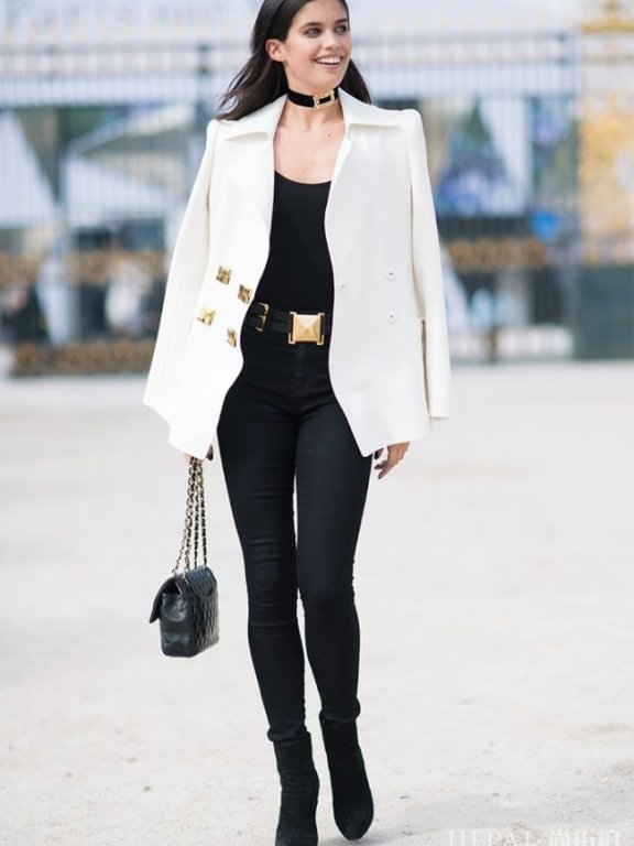 秋冬气势火力全开:个性靴款必学搭配法则