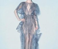 范冰冰一身透视纱裙现身太诱惑,白到发光被赞身材好秒杀杨幂!