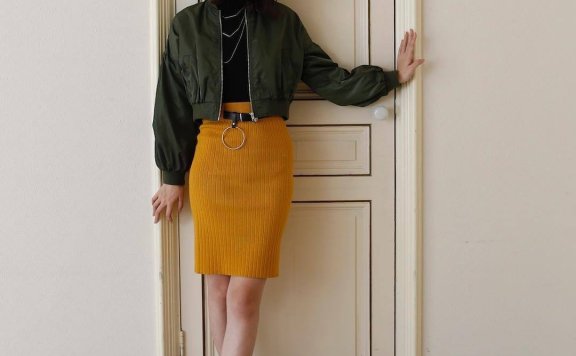 御姐身高萌妹的脸！日本模特江野沢爱美私照合辑