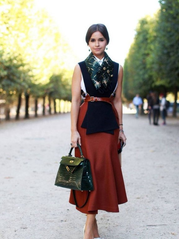 个子矮也能穿长裙了？教你将长裙正确穿搭好看又高级！