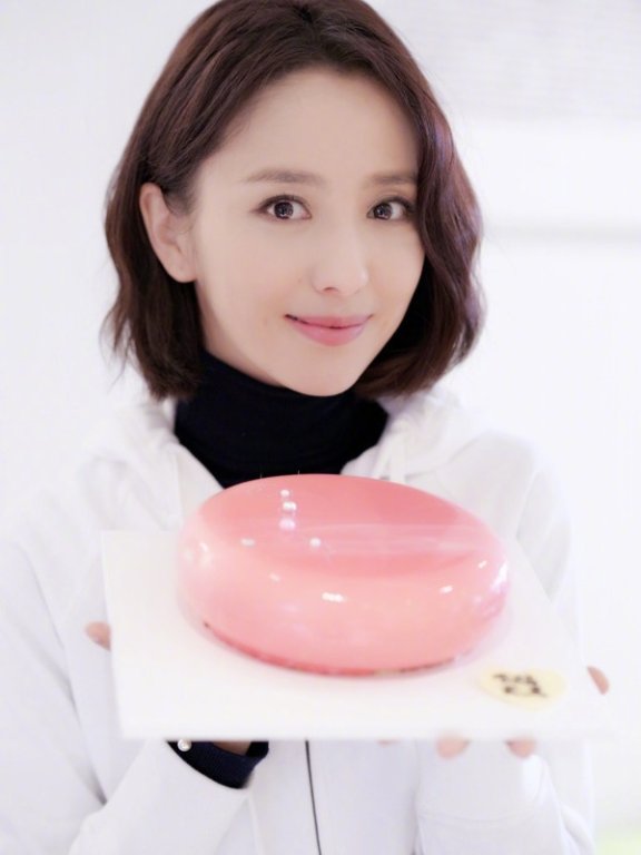 佟丽娅 能驾驭一切发型的女明星!同款“男孩头”你也能剪吗