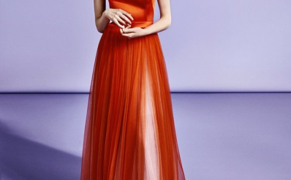 2019早春服装系列报导:体现高订精神,Viktor & Rolf Soir 为礼服注入灵动气质