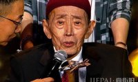 朱旭生前最后的公开亮相:我把做人融入到演戏里了