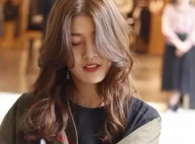 今年最火“八字刘海” ，众刘海甘拜下风