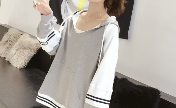 俏丽减龄的卫衣搭配,对各种身材的宝宝都很友好哦!