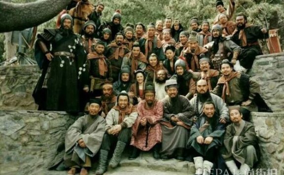 《水浒传》播出20年 “宋江”李雪健率众好汉重聚