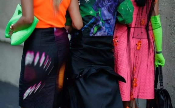 巴黎街拍，这些潮人穿搭让你独领风骚一整年