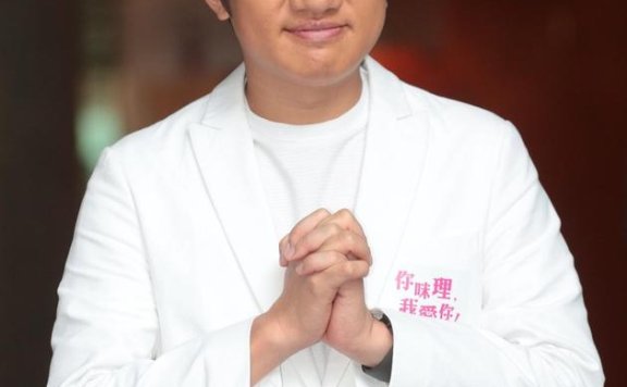 不能做内地主持?王祖蓝:我的普通话还要努力