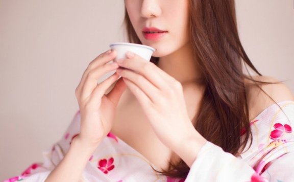 和服美少妇Katrina 满足你对日本女人的渴望