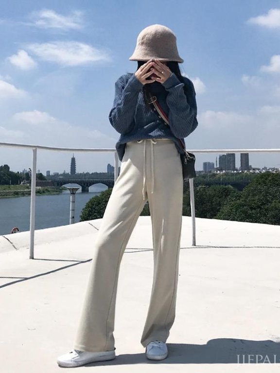 女人过了40岁只需掌握这三种穿搭术,减龄又时髦!