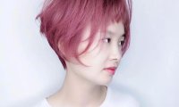 秋天给自己剪个“半额头”短发吧，轻松变女神