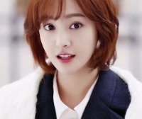 戚薇下巴动刀上百次照样美,为何郑爽整了一次就成了开瓶器