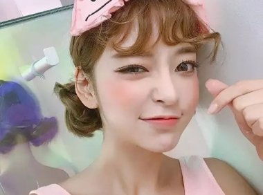 刘海加点“小卷”造型，让你美颜胜似小仙女！