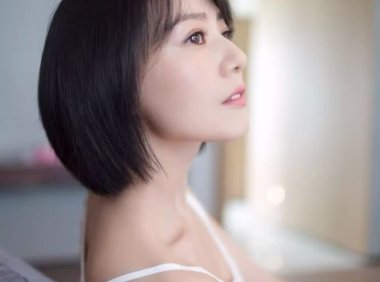 放弃卷发直发吧！今年这款“初恋”发型才是王道