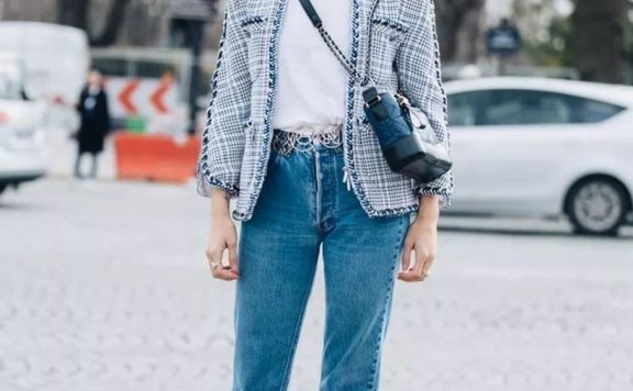 看街拍学搭配 6款内搭时髦、有型又保暖,看你中意哪一款