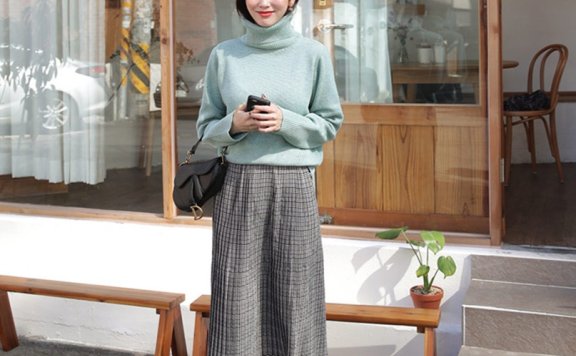 高领打底衫怎么搭配 7种搭配方式打造轻熟女的浪漫气质