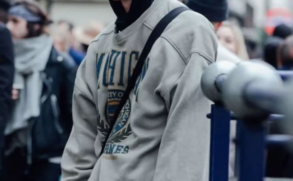 男生秋冬怎么穿得体又帅?你需要这4件单品