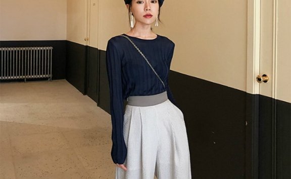 复古打底衫来袭，爱上法式浪漫美感