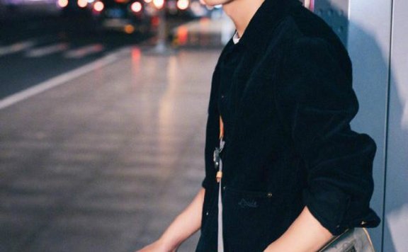 佟丽娅调侃刘昊然与神童撞脸 网友:简直就是双胞胎