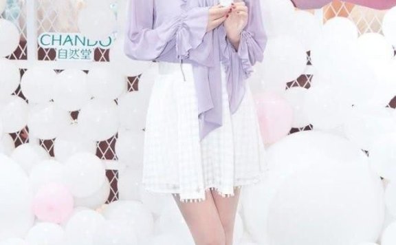 孙怡身穿紫衬衫小白裙出席活动,化身从内到外的少女,都嫩出水了