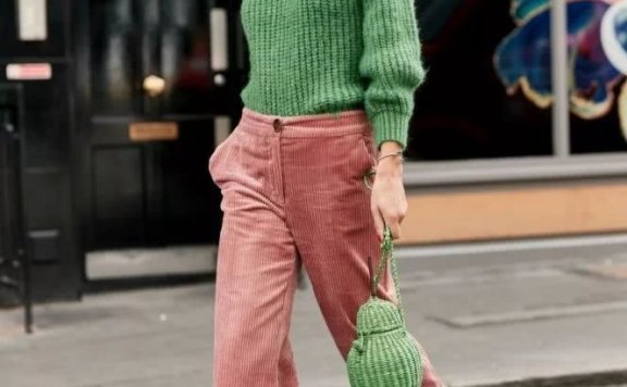 街拍刷屏，ins博主人手一件！今年秋冬最热爆款非它莫属