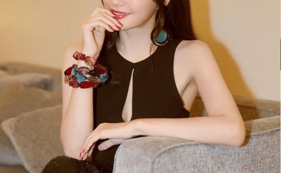 女人的性感,不在于露胸:注意这个细节,颜值提升30%