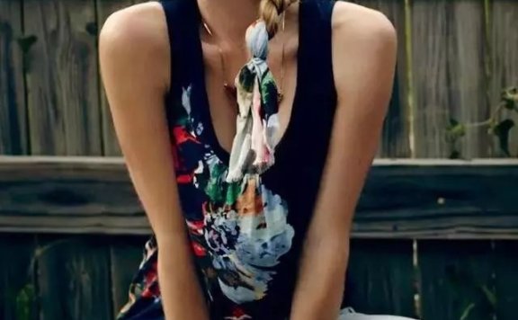 学霉霉、古力娜扎、辛芷蕾那样扎发带!美到发光啊!