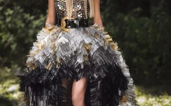 奢华气派| Atelier Versace 2018秋冬高定