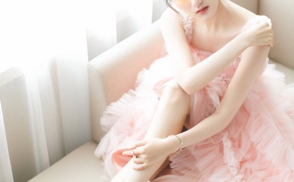 袁冰妍最新写真 微胖才是美,越来越性感了